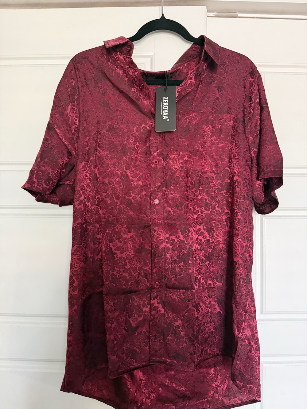 Zeroya Men’s Burgundy Floral Short-Sleeve Dress Shirt